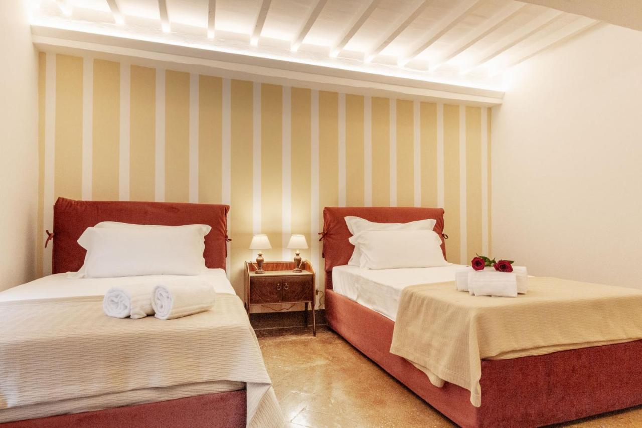 Palazzo Chigi Zondadari Appartement Siena Buitenkant foto