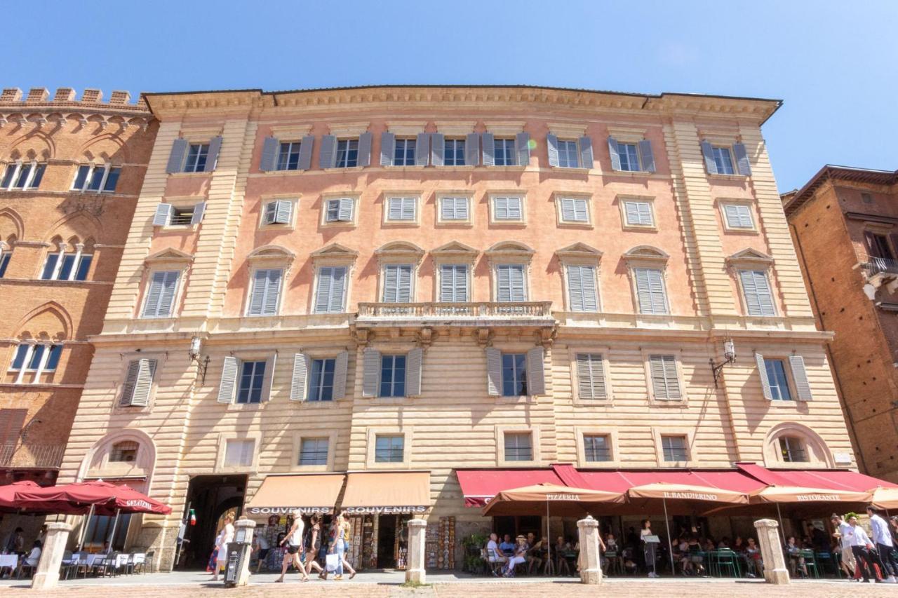 Palazzo Chigi Zondadari Appartement Siena Buitenkant foto